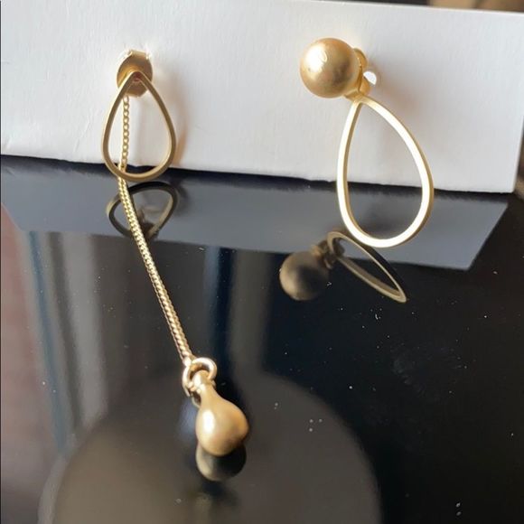 Jewelry - Gold Teardrop Earrings